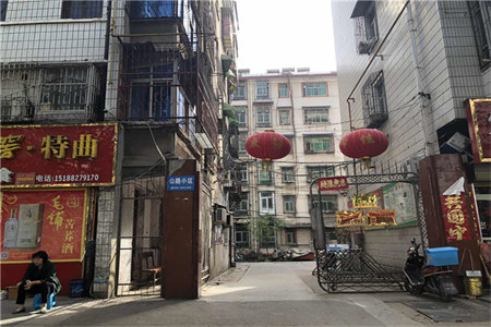 密州瑞福花园3室2厅2卫86万137m2出售